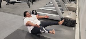 a picture of cat stetching